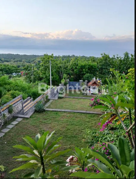 image TANAH BONUS BANGUNAN RUMAH JOGLO AKTIF DISEWAKAN DI NUSA PENIDA KESEMPATAN LANGKA INVESTASI MENGUNTUNGKAN!!  (1)