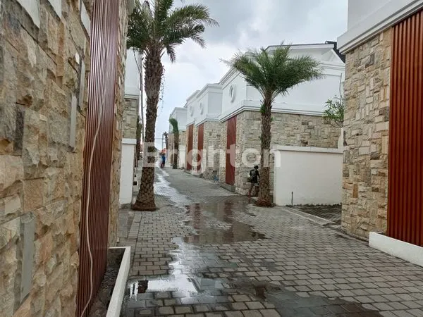 image LUXURY VILLA DESAIN TROPICAL MEDITERANIA LOKASI DEKAT CANGGU (2)