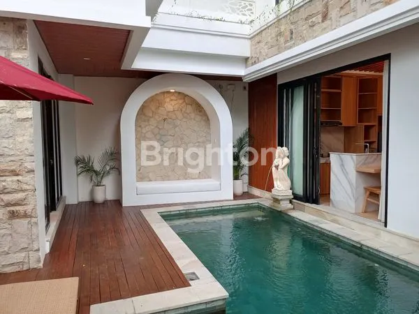 image LUXURY VILLA DESAIN TROPICAL MEDITERANIA LOKASI DEKAT CANGGU (3)