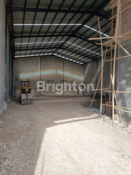 image GUDANG STRATEGIS DI KAWASAN INDUSTRI TERPADU TANGERANG (3)