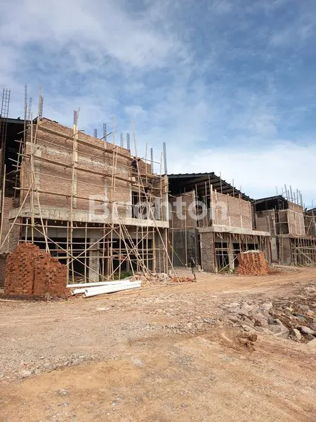 image GUDANG STRATEGIS DI KAWASAN INDUSTRI TERPADU TANGERANG (1)