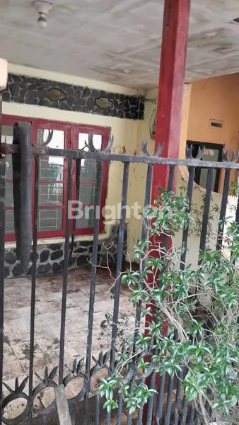 image HUNIAN MURAH DEKAT TUNJUNGAN PLAZA & HOTEL (1)