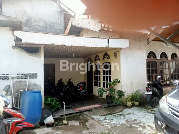 image RUMAH STRATEGIS DI JL. PARIT HAJI HUSEIN 1 (3)