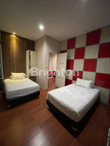 image RUMAH MODERN MEWAH DI LOKASI STRATEGIS SEMARANG ATAS (7)