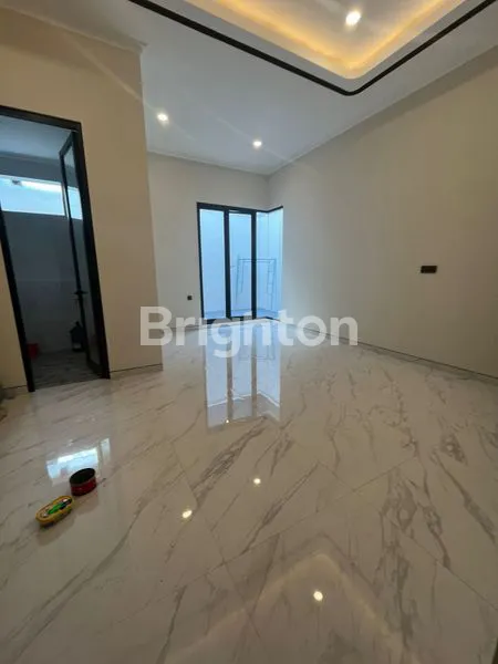 image RUMAH 2 LANTAI BARU GRESS DEKAT MANYAR KLAMPIS MERR KEPUTIH KERTAJAYA ITS UNAIR VITA ARAYA (7)