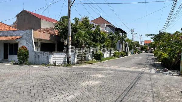 image RUMAH HOEK 1 LANTAI DI SEMARANG (3)