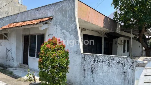 image RUMAH HOEK 1 LANTAI DI SEMARANG (6)