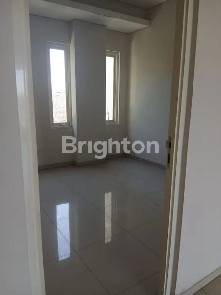 image RUMAH BERSIH TERAWAT DI JEMURSARI (3)