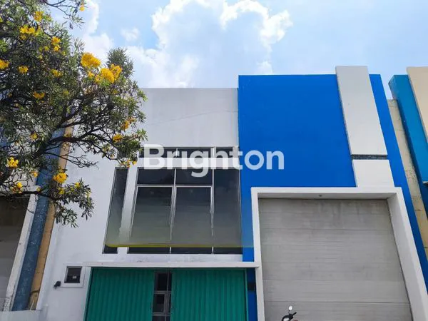 GUDANG STRATEGIS DI CAKUNG, AKSES TOL DEKAT