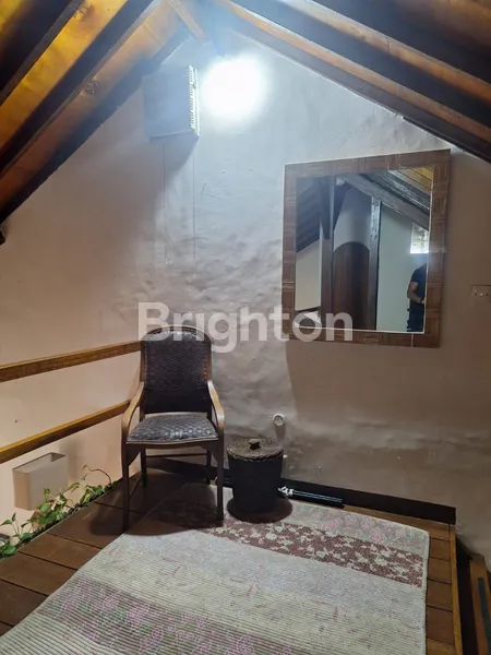 image VILLA MINIMALIS LOKASI STRATEGIS DI PUSAT SEMINYAK (2)