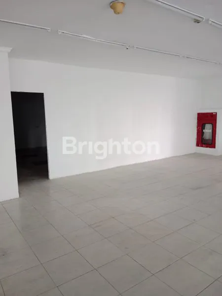 image KIOS EX. INDOMARET APARTEMEN RIVERSIDE MUARA ANGKE (2)