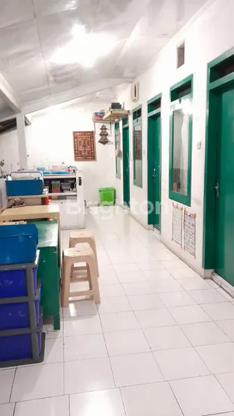 image DIJUAL RUMAH LUAS 2 LANTAI AREA JALAN BUNGA BUNGA LOWOKWARU DEKAT KE AREA SUHAT (5)