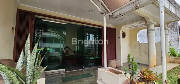 RUMAH STRATEGIS DI JALUR UTAMA KOTA SEMARANG DEKAT JAVA MALL