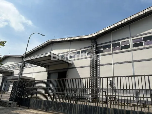 GUDANG DI KAWASAN INDUSTRI WIJAYA KUSUMA /KIW