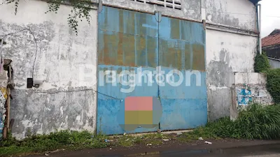 image GUDANG KEBOAN ANOM NOL JALAN RAYA (1)
