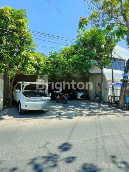 image RUMAH USAHA 0 RAYA BRATANG GEDE LOKASI RAME STRATEGIS (1)