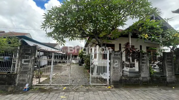 image RUMAH 3KT SEMI-FURNISHED DI DALUNG, LT 400M² (8)