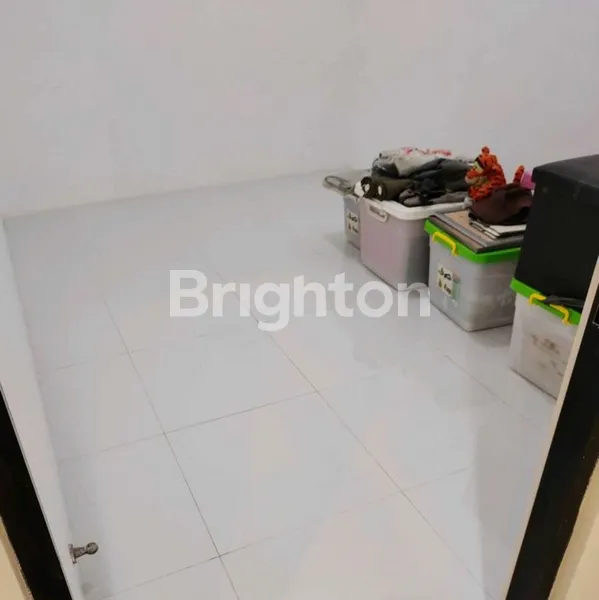 image HUNIAN NYAMAN SUKOLILO DIAN REGENCY, DINGIN HADAP SELATAN, SANGAT TERAWAT  (4)