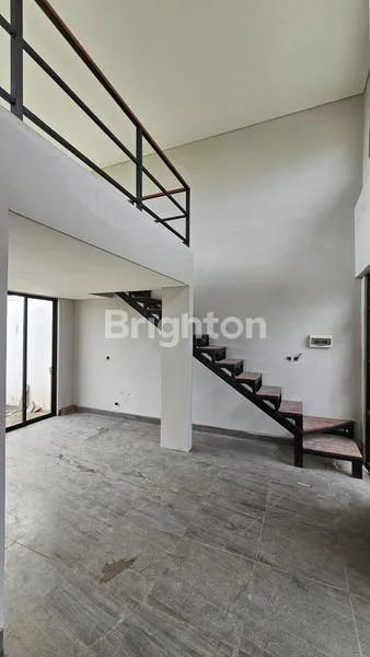 image RUMAH MODERN MEZANINE DI TULIP GARDEN BALI (4)