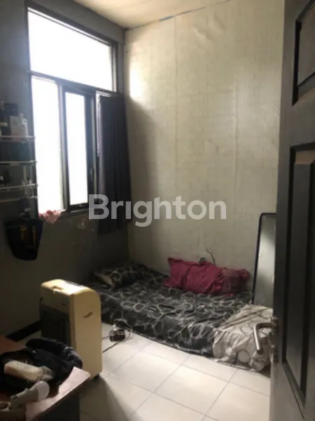 image DIJUAL CEPAT: HUNIAN ASRI DAN NYAMAN DI TAMAN TIARA REGENCY! (2)