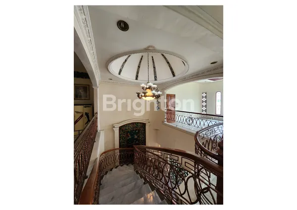 image RUMAH MEWAH 2 LANTAI DI TAMAN RATU, LT 252M² (6)
