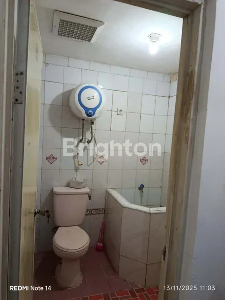 image RUMAH TERAWAT SEMOLOWARU SIAP HUNI ROW JALAN 2 MOBIL DEKAT MERR (5)