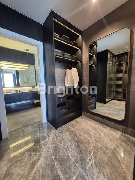 image RUMAH SULTAN ALAM SUTERA LEBAR 14 METER! ADA SKYLIGHT MEWAH & FULL MARMER. (8)