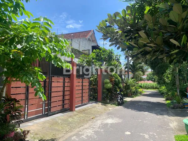 image MESIN UANG DI GEDOG! INVESTASI ANTI RUGI: RUMAH + KOST 4 KAMAR, POTENSI TAMBAH 7 KAMAR LAGI. SIAP RAUP PASSIVE INCOME BESAR (3)