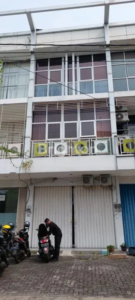 image RUKO 3 LT KONDISI BAGUS, DITENGAH KOTA SEMARANG, BEBAS BANJIR (5)