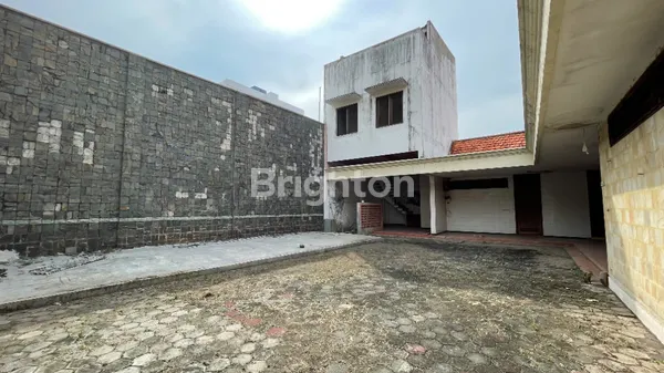 image DIJUAL RUMAH PUSAT KOTA SURABAYA! JALAN PROGO! (8)