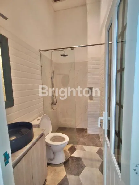 image RUMAH MANIS MODEREN TERAWAT MURAH DI KAWASAN TERKENAL JIMBARAN KUTA SELATAN \N (8)