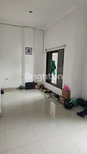 image RUMAH SIMPRUG DI PORIS TANGERANG KOTA (4)