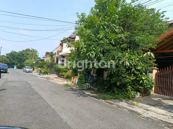 image RUMAH STRATEGIS DI RUNGKUT ASRI TIMUR, DEKAT MERR & KAMPUS (3)