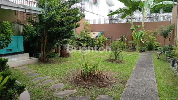 image RUMAH MEWAH JALAN JUANDA (4)