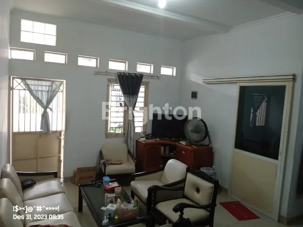 image SIAP HUNI DEKAT AREA KULINER CEMPAKA PUTIH DAN PASAR JOHAR BARU STRATEGIS EKONOMS (3)