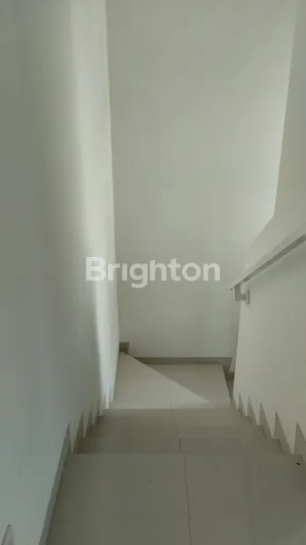 image RUMAH BARU GRESS DI PERUMAHAN GRAND ESTATE MARINA CITY GRESIK (3)