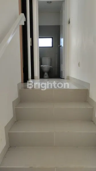 image RUMAH BARU GRESS DI PERUMAHAN GRAND ESTATE MARINA CITY GRESIK (4)