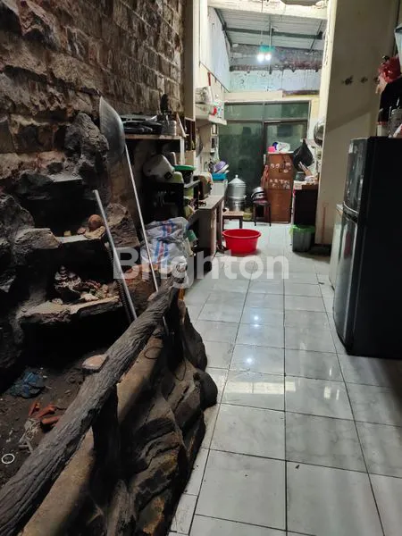 image HUNIAN NYAMAN DI SEKARDANGAN, LT 360M² & 7 KAMAR TIDUR (2)