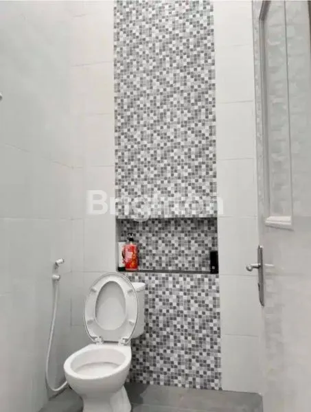 image RUMAH BABATAN PRATAMA 2 LANTAI BAGUS MINIMALIS SIAP PAKAI ROW 3 MOBIL DEKAT RAYA WIYUNG, PAKUWON MALL (6)