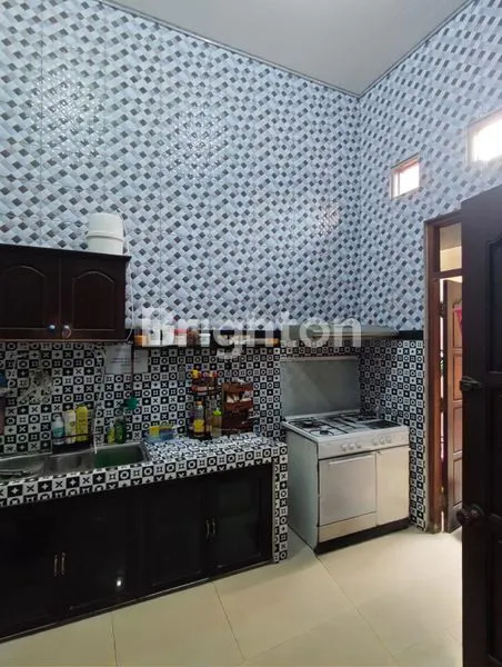 image MILIKI HUNIAN SIAP HUNI  NYAMAN RUMAH 4 KT LUAS  250M SHM LOKASI STRATEGIS DEKAT SEKOLAH DAN KULINER  (4)