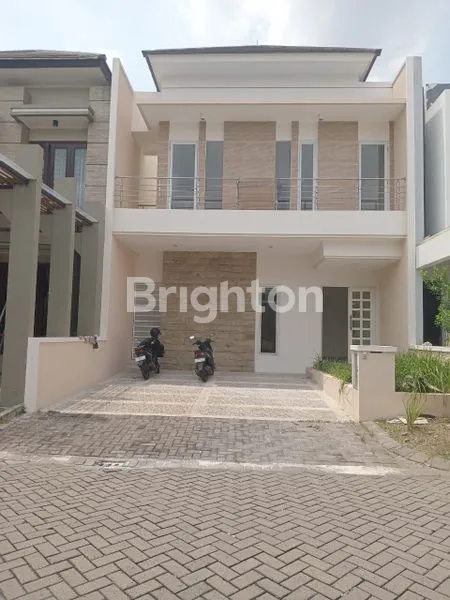 image RUMAH ROYAL RESIDENCE CLUSTER GREENWICH BARU GRESS 2 LANTAI LOKASI STRATEGIS  (1)