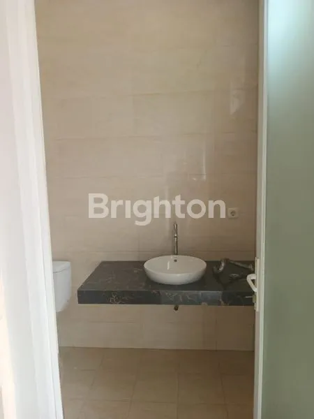 image RUMAH BARU GRESS ROYAL RESIDENCE CLUSTER GREENWICH  (6)