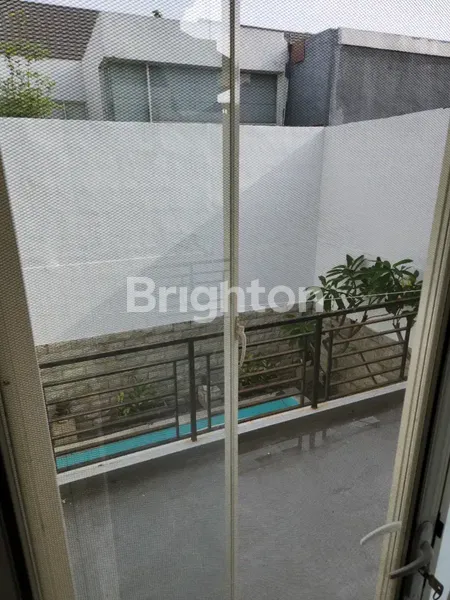 image RUMAH DENGAN KOLAM RENANG DI CITRALAND SOMERSET DEKAT LAKARSANTRI, DEKAT GWALK, DEKAT MENGANTI  (7)