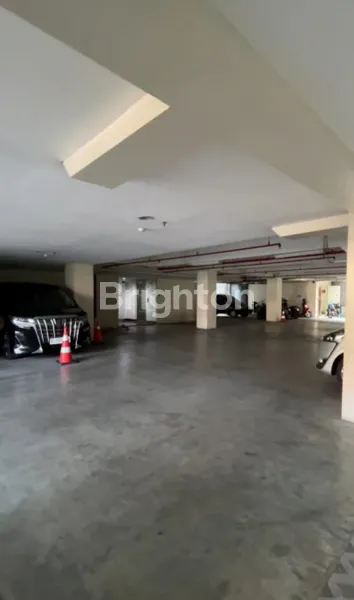 image GEDUNG KANTOR 6 LANTAI STRATEGIS JALAN EMBONG KENONGO SURABAYA PUSAT (8)