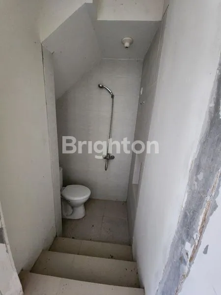 image DISEWAKAN RUMAH DI NORTHWEST LAKE (7)