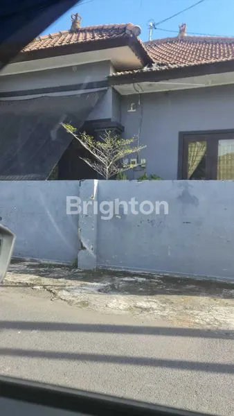 image RUMAH + TOKO DIJUAL – KONDISI BAGUS, PINGGIR JALAN, AKSES DEKAT KE MANA-MANA (1)