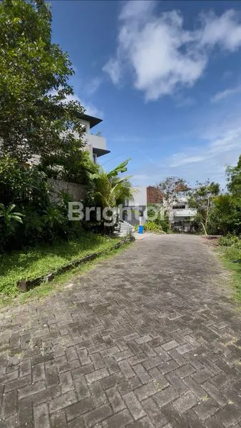 image VILLA MODERN KLASIK, 5 BR DI DREAM LAND (8)
