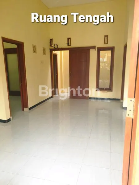 image RUMAH CANTIK 3 KT DI GRIYA PALLADIUM, KEDIRI (2)