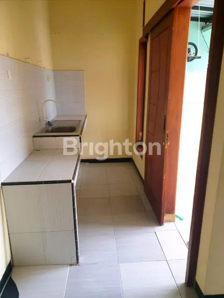 image RUMAH CANTIK 3 KT DI GRIYA PALLADIUM, KEDIRI (4)