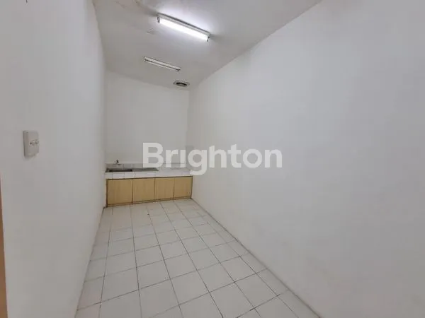 image RUKO 3 LANTAI DI SUNTER, LT 95M², SHM (5)